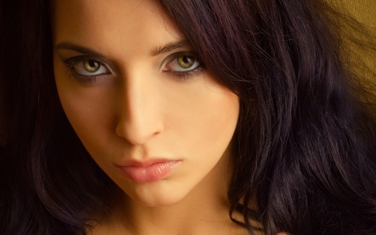 female hypergamy hot girl